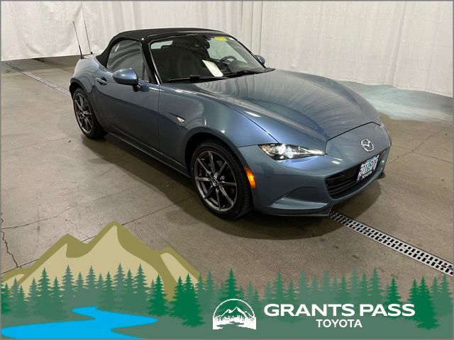 2016 Mazda MX-5 Miata Grand Touring Convertible