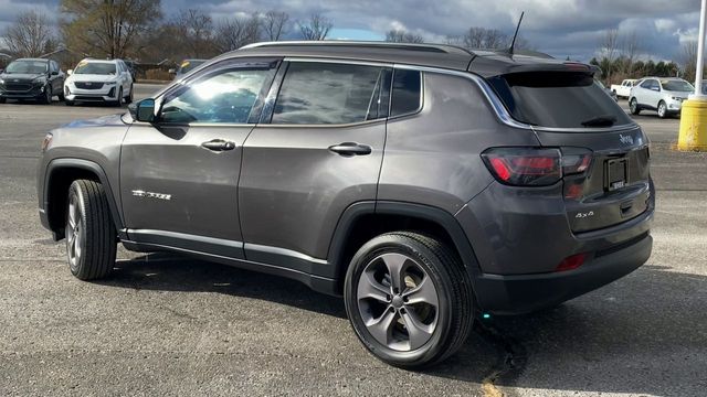 2022 Jeep Compass Latitude Lux 6