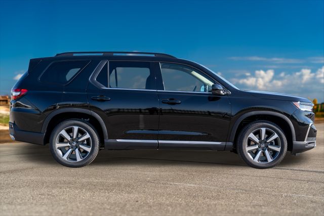 2025 Honda Pilot Touring 8