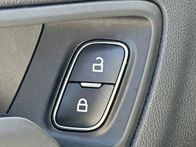 Used 2022 White Ford SE image 20