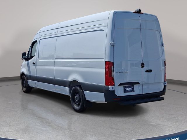 New 2026 White Mercedes-Benz Cargo 170 WB image 6