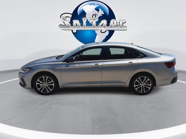 New 2026 Silver Volkswagen 1.5T Sport image 9
