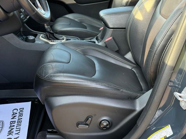 Used 2018 Jeep Cherokee SUV