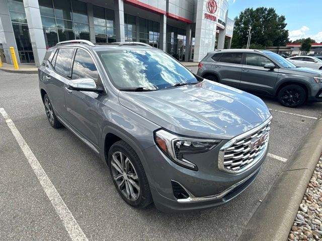 Used 2020 Gray GMC Denali image 2
