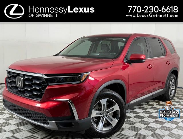 2024 Honda Pilot EX-L FWD with Captains Chairs