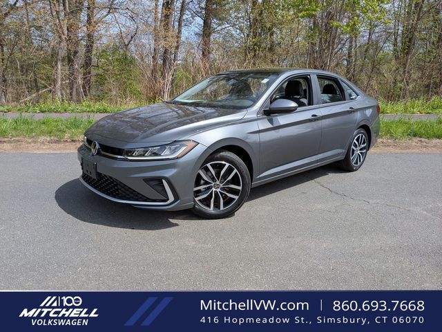 Gray (Platinum) 2026 Volkswagen Jetta SE FWD Sedan Front-Wheel Drive 8-Speed Automatic