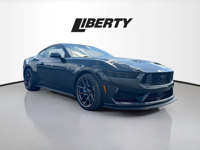 2024 Ford Mustang Dark Horse photo