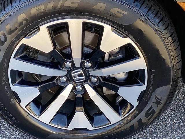 Used 2025 Honda Odyssey Van