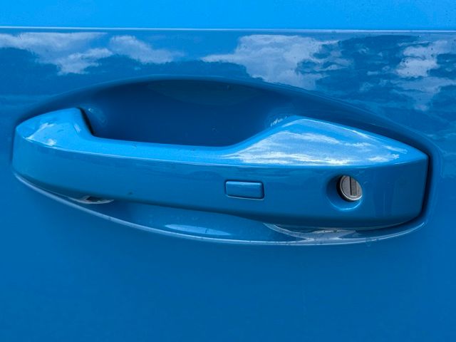 2025 Nissan Kicks SR - Photo 9
