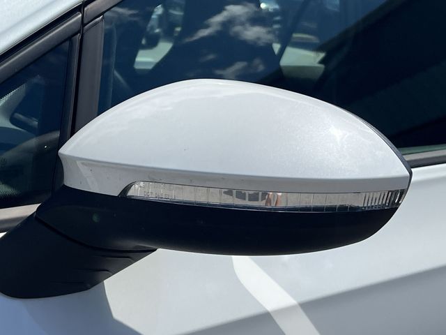Used 2025  Volkswagen 2.0T S image 38