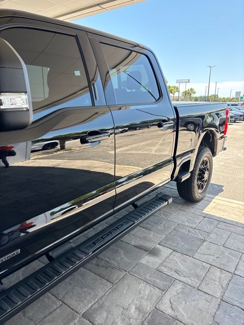 2023 Agate Black Metallic Ford Super Duty F-250 SRW XLT 4X4 Truck