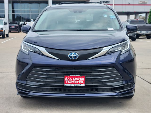 2023 Toyota Sienna LE  at Monument Chevrolet