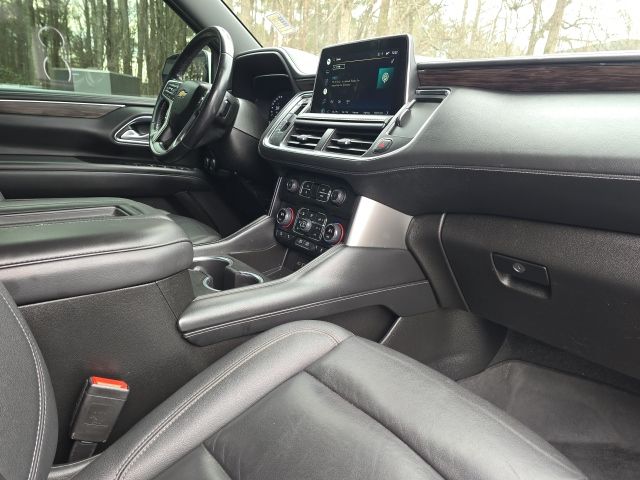 2022 Chevrolet Suburban LT:168357A