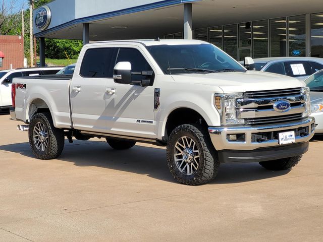 2019 Ford F-250 Super Duty Lariat Crew Cab 4WD