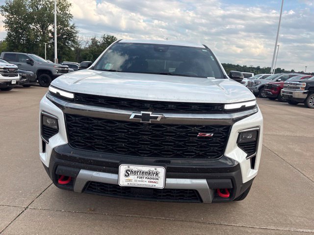 Used 2025 Chevrolet Traverse SUV
