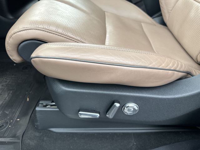 Certified Used 2025 Black Lincoln Black Label image 16