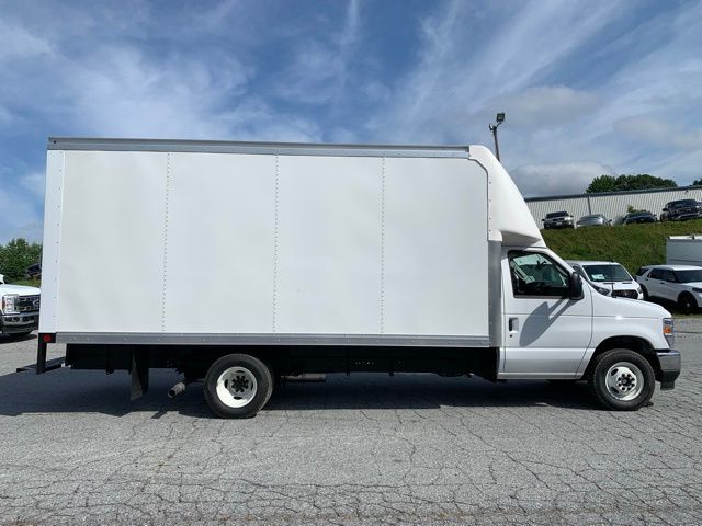 2025 Ford E-350SD Base 6