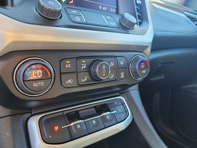 2023 GMC Acadia SLE White at AutoSavvy Houston Southwest