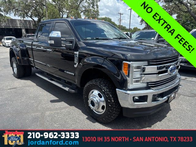 Agate Black Metallic 2019 Ford F-350 Super Duty Pickup Truck Four-Wheel Drive 6-Speed Automatic