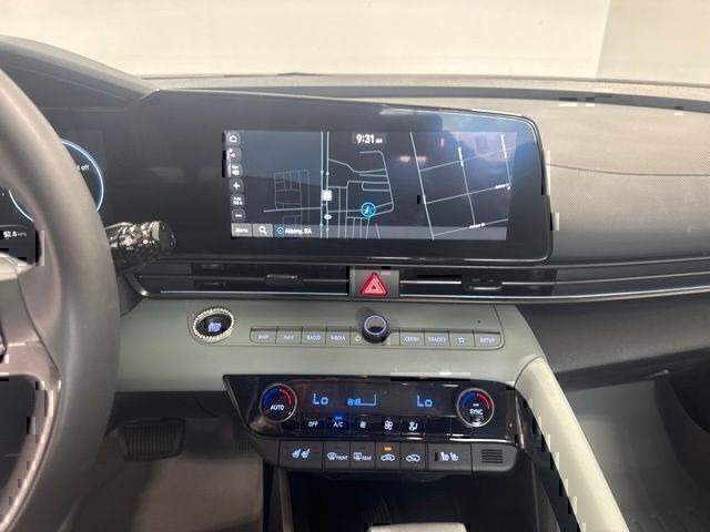 Used 2025 Hyundai Elantra Hybrid Sedan