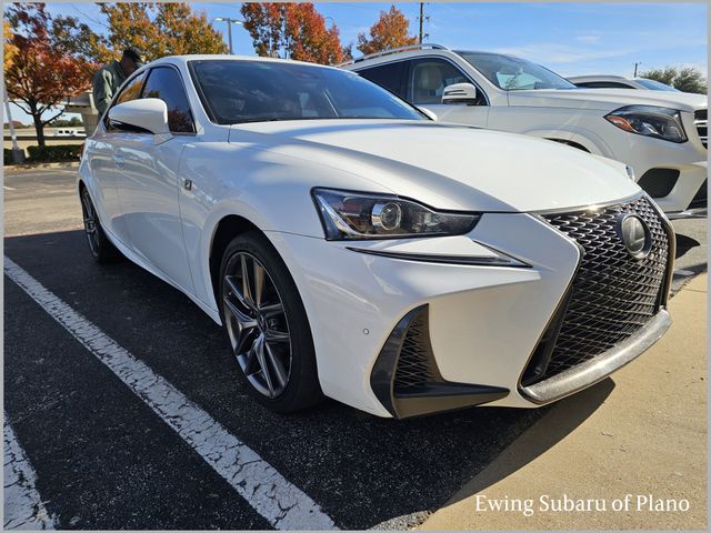 2020 Lexus IS 300 F SPORT's photo