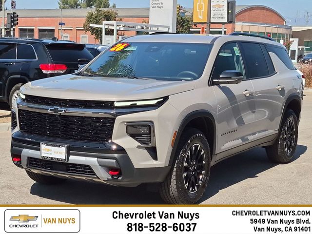 Sandstone 2026 Chevrolet Traverse SUV / Crossover Four-Wheel Drive 8-Speed Automatic
