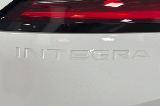 Certified Used 2025 Platinum White Pearl Acura Base image 34