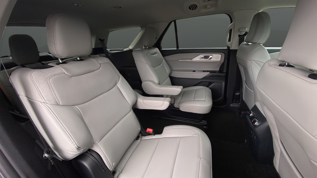 New 2026 Gray Metallic Ford Active image 24