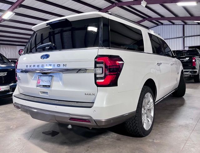 Used 2022 White Ford King Ranch image 2