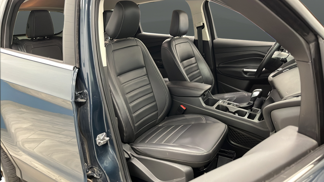 Used 2019 Sea Green Ford SEL image 23