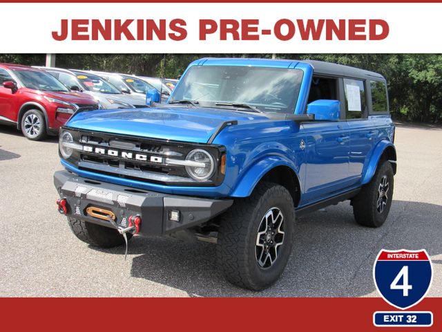 Blue Metallic 2022 Ford Bronco SUV / Crossover Four-Wheel Drive Automatic