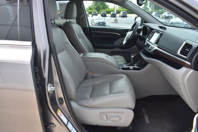 Used 2016 Toyota Highlander SUV