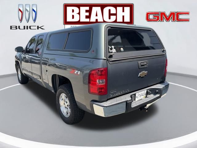 2011 Steel Green Metallic Chevrolet Silverado 1500 LT RWD Truck