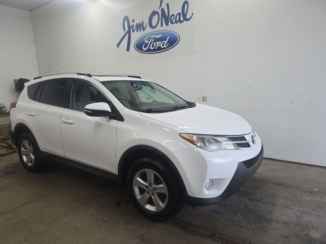 Super White 2014 Toyota RAV4 SUV / Crossover Front-Wheel Drive 6-Speed Automatic