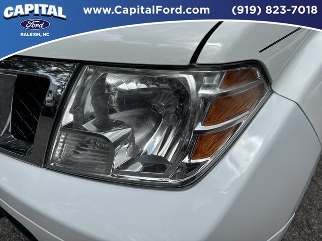 Used 2019 White Nissan SV image 11