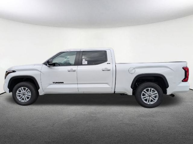 2024 Toyota Tundra SR5 8