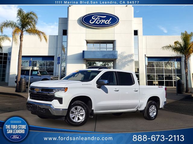 Summit White 2025 Chevrolet Silverado 1500 Pickup Truck Four-Wheel Drive Automatic