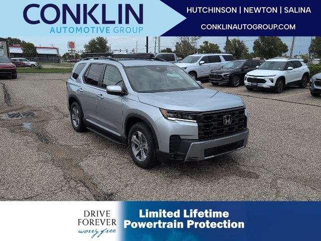 Solar Silver Metallic 2026 Honda Pilot SUV / Crossover Front-Wheel Drive Automatic