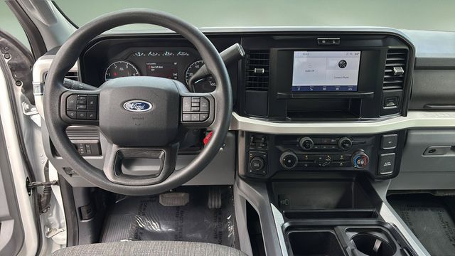 Used 2025 White Ford XLT image 10