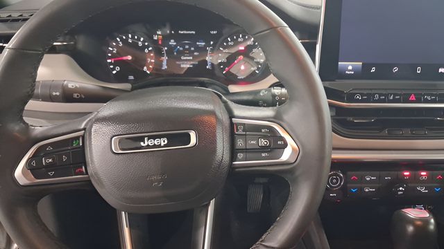 Used 2025 Jeep Compass SUV