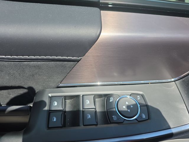 New 2026 Star White Metallic Tri-Coat Ford Platinum® image 29