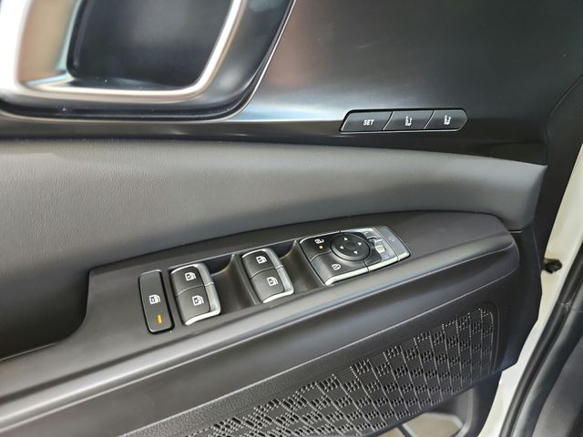 Used 2026 Kia Carnival Van