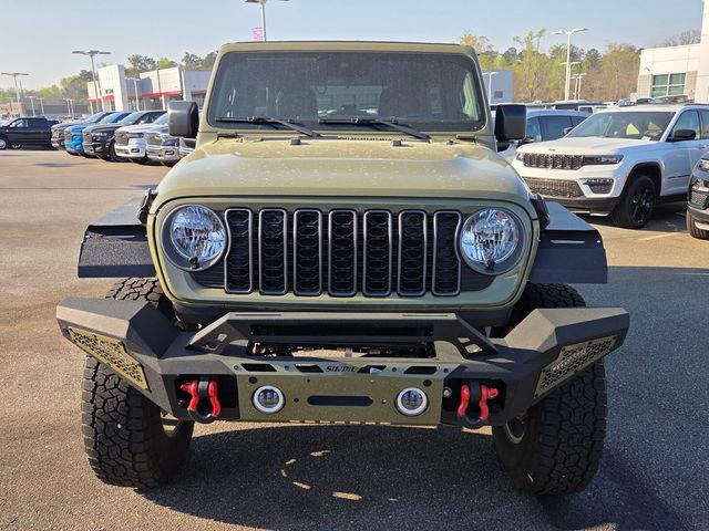 Used 2025 Green Jeep Sport S image 2