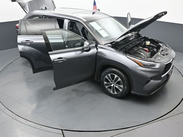 2021 Toyota Highlander XLE 54