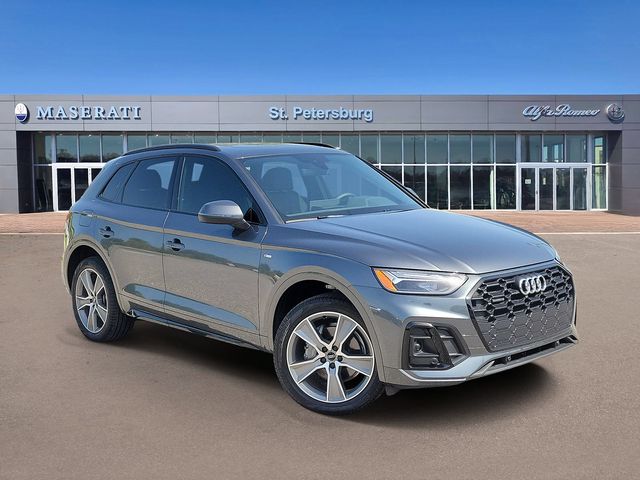 2025 Audi Q5 Gris (Daytona Gray Pearl Effect) SUV/Crossover Tracción en las cuatro ruedas 7 velocidades Automática