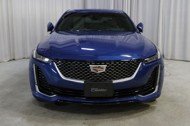 Used 2020  Cadillac Premium Luxury image 30