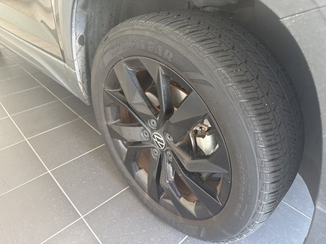 2023 Volkswagen Taos 1.5T SE Black at DeMontrond Auto Country