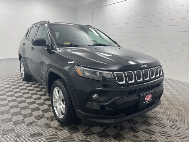 2022 Jeep Compass Latitude 4WD