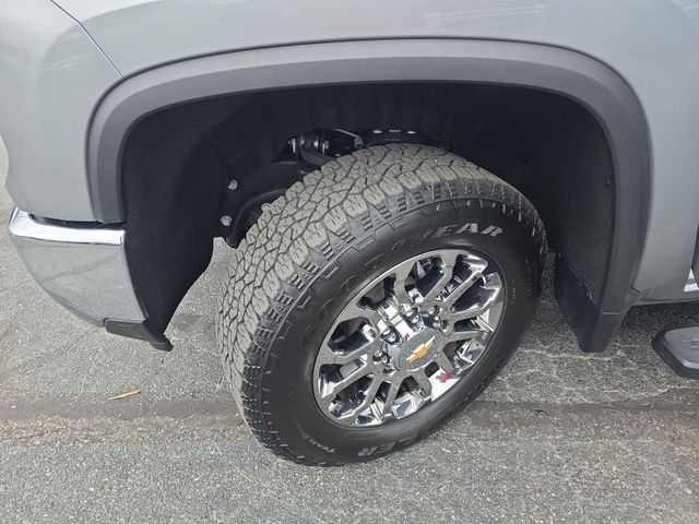 Used 2026 Gray Chevrolet LTZ image 33