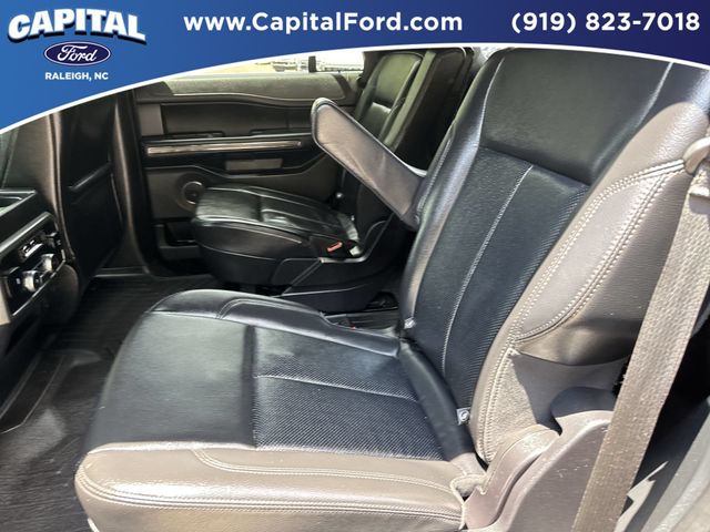 Used 2020 Black Ford XLT image 18